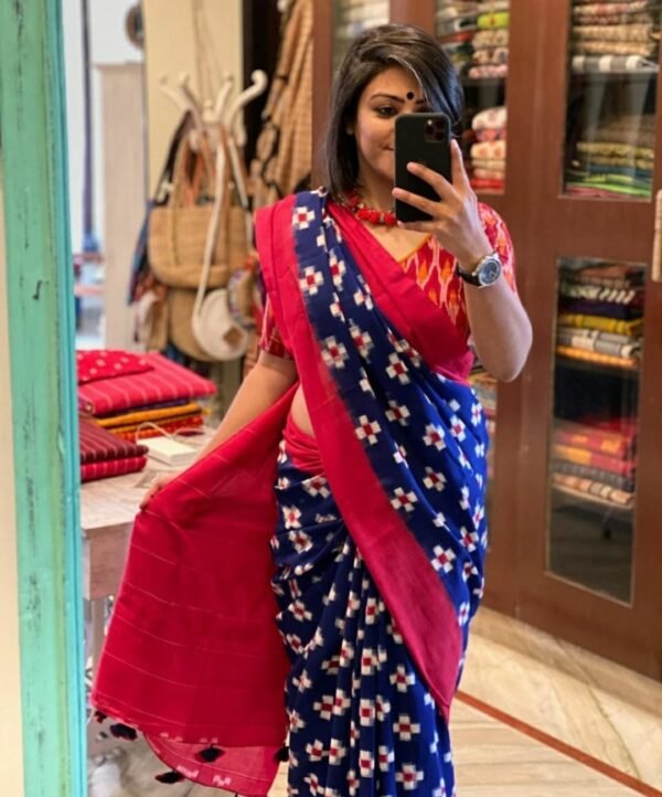 Beautiful hand block printed malmal cotton saree with blouse EFH2003005